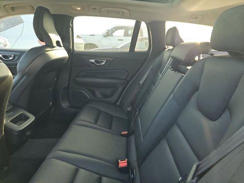 Certified 2025 Volvo V60 B5 Cross Country Plus image 6