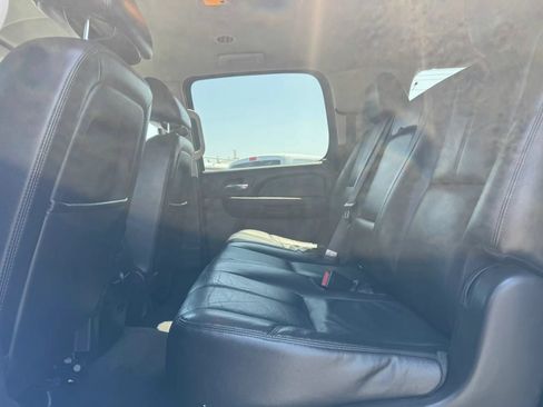 Used 2012 Chevrolet Suburban LT AWD/4WD image 23