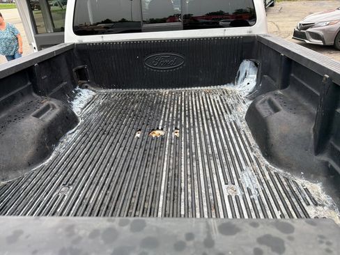 Used 2014 Ford F250 Lariat w/ Lariat Ultimate Package AWD/4WD image 25