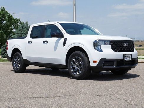 New 2026 Ford Maverick XLT w/ Equipment Group 301A AWD/4WD image 7