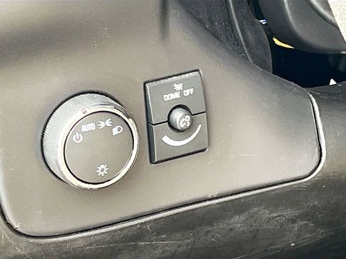 Used 2024 Chevrolet Express 2500 w/ Driver Convenience Package image 10