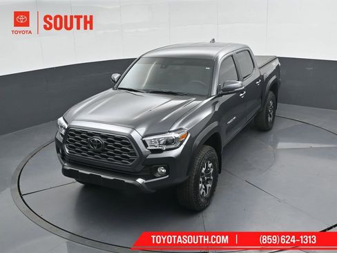 Used 2023 Toyota Tacoma TRD Off-Road image 48