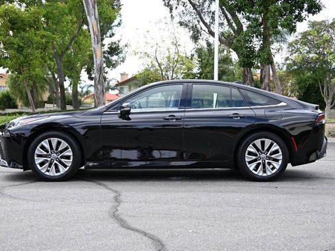 Used 2024 Toyota Mirai w/ Advanced Technology Package RWD image 3