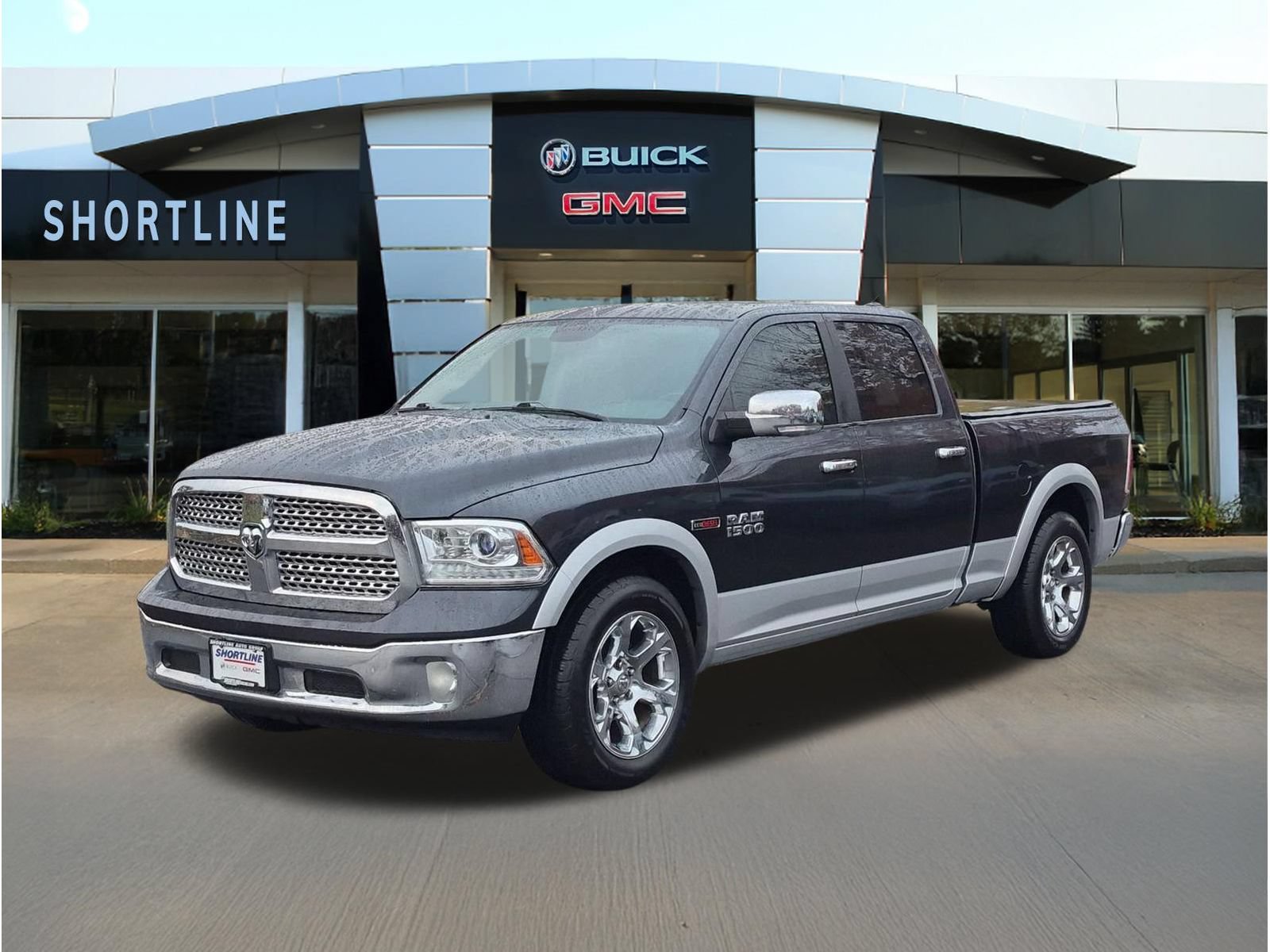 Used 2017 RAM 1500 Laramie w/ Convenience Group AWD/4WD image 7