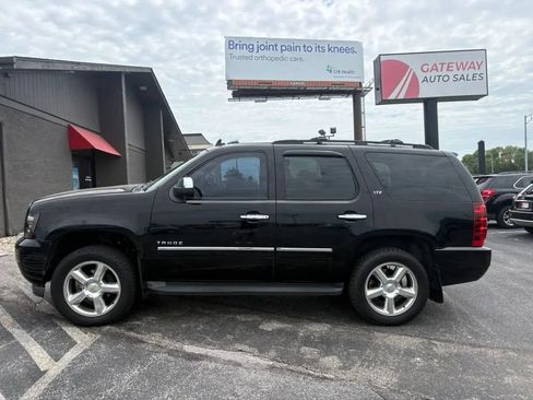 Used 2011 Chevrolet Tahoe LTZ AWD/4WD image 2