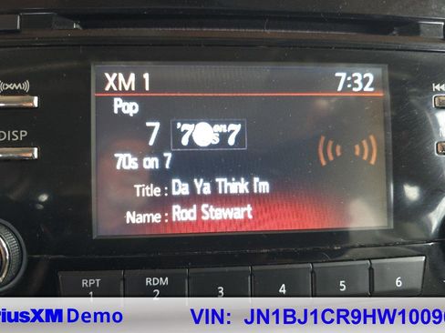 Used 2017 Nissan Rogue Sport SV image 39