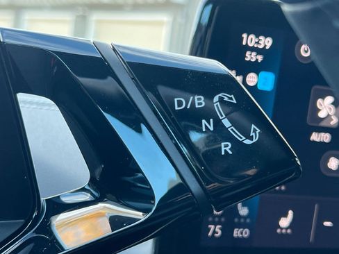 Used 2023 Volkswagen ID.4 Pro S image 21