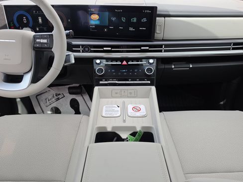 New 2026 Hyundai Santa Fe SEL FWD image 18