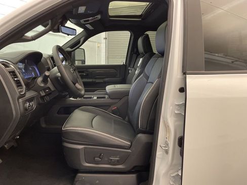 New 2026 RAM 2500 Limited AWD/4WD image 23