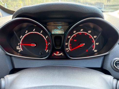Used 2016 Ford Fiesta ST image 9