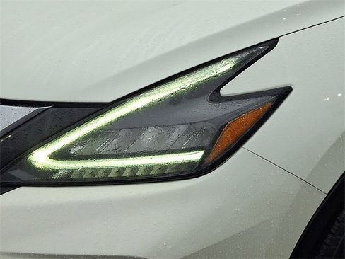 Used 2023 Nissan Murano SV image 9