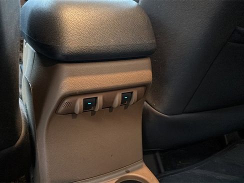 Used 2012 Jeep Wrangler Unlimited Sahara w/ Dual Top Group image 11