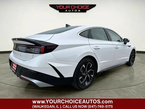 Used 2025 Hyundai Sonata SEL FWD image 5
