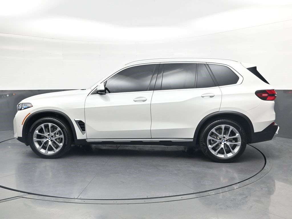 Used 2026 BMW X5 xDrive40i w/ Premium Package AWD/4WD image 7