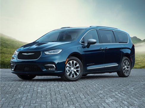 Used 2022 Chrysler Pacifica Limited w/ S Appearance Package FWD image 1
