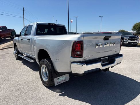 New 2026 RAM 3500 Lone Star AWD/4WD image 4