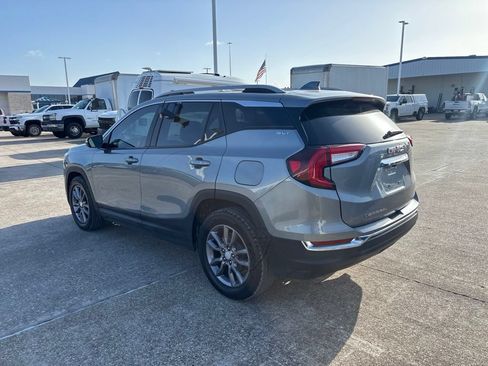 Used 2023 GMC Terrain SLT w/ Infotainment Package II FWD image 7