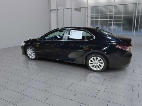 Used 2023 Toyota Camry LE FWD image 6