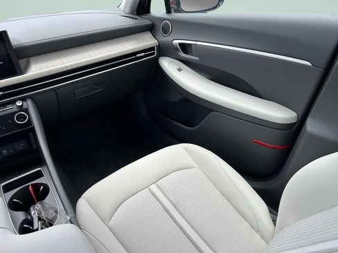 New 2026 Hyundai Sonata SEL FWD image 20
