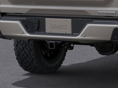 New 2026 GMC Canyon Elevation w/ Convenience Package RWD image 38