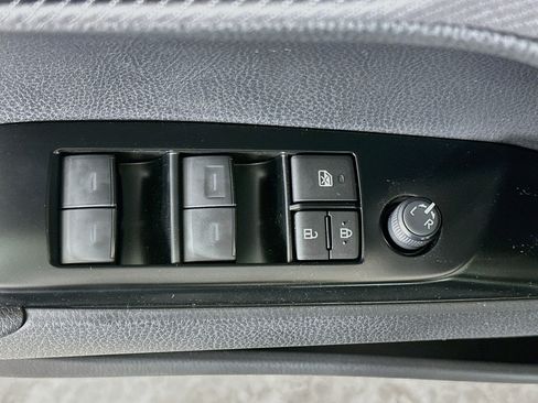 Used 2026 Toyota Camry SE w/ Convenience Package FWD image 15