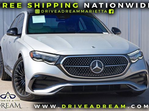 Used 2025 Mercedes-Benz E 350 4MATIC Sedan w/ MBUS Superscreen Package image 2