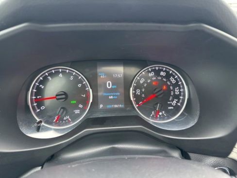 Used 2021 Toyota RAV4 XLE Premium FWD image 17
