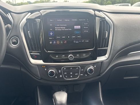 Certified 2023 Chevrolet Traverse Premier w/ Redline Edition AWD/4WD image 18