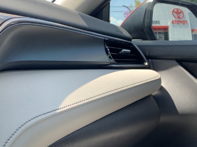 Used 2023 Toyota Camry SE FWD image 12