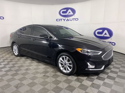 Used 2020 Ford Fusion Energi Titanium image 1