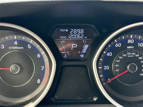 Used 2012 Hyundai Elantra GLS w/ Preferred Pkg 3 image 10