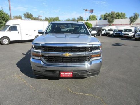 Used 2016 Chevrolet Silverado 1500 LT RWD image 2
