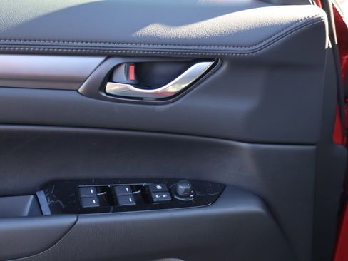 New 2025 MAZDA CX-5 AWD 2.5 S w/ Select Package image 24