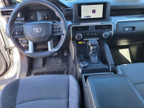 Certified 2025 Toyota Tacoma SR5 image 24