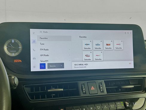 Used 2023 Lexus ES 350 w/ Premium Package FWD image 21