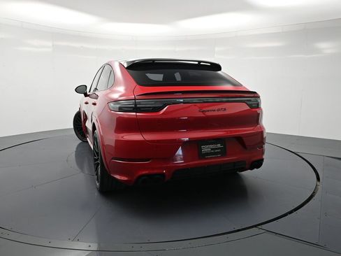 Used 2023 Porsche Cayenne GTS w/ Premium Package Plus image 27