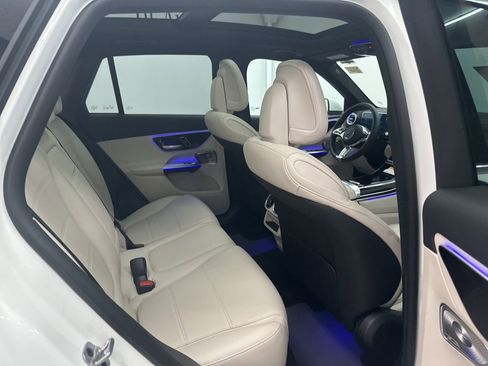New 2026 Mercedes-Benz GLC 300 image 24