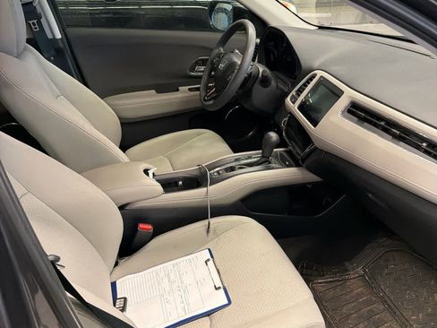 Used 2020 Honda HR-V EX image 4