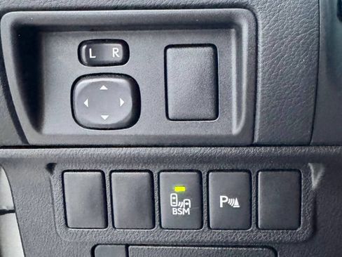 Used 2015 Lexus ES 350 w/ Luxury Package image 15