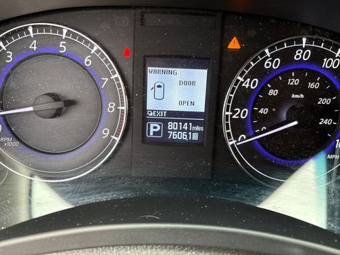 Used 2015 INFINITI QX50 Journey w/ Premium Package image 16