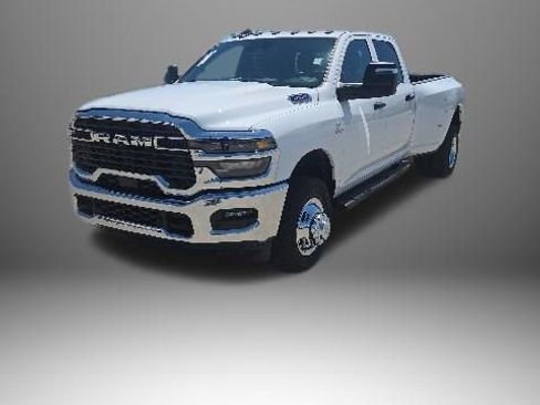 New 2026 RAM 3500 Tradesman AWD/4WD image 10