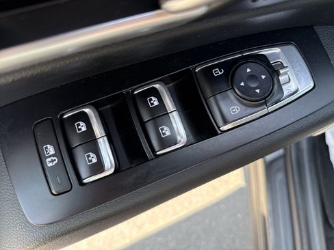 Certified 2025 Kia Telluride S AWD/4WD image 17