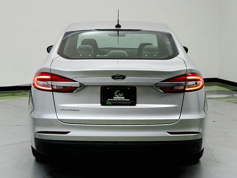 Used 2019 Ford Fusion S image 6