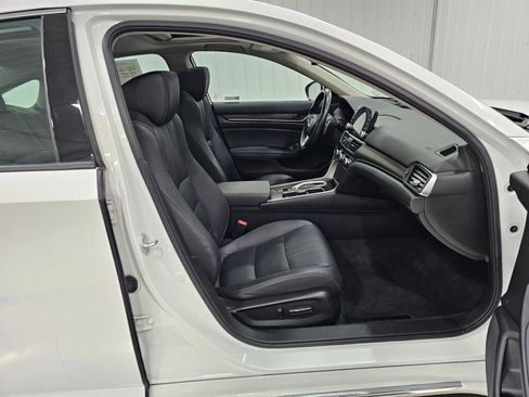 Certified 2021 Honda Accord Touring image 17