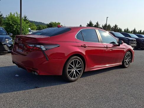 Certified 2024 Toyota Camry SE FWD image 6