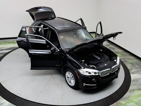 Used 2015 BMW X5 xDrive50i AWD/4WD image 39
