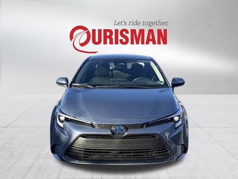 Used 2025 Toyota Corolla LE image 6