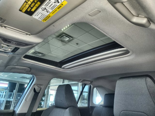 Used 2024 Toyota RAV4 XLE w/ Convenience Package FWD image 22
