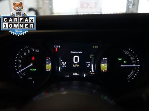Used 2025 Jeep Wrangler Unlimited Sahara AWD/4WD image 21