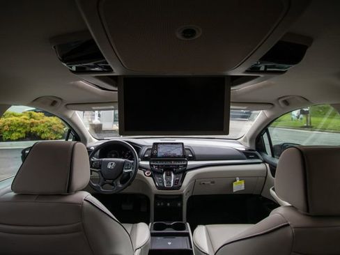Used 2025 Honda Odyssey Touring image 31